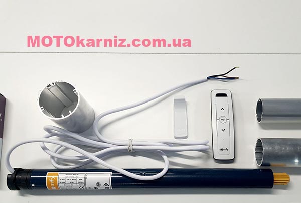 Электропривод Somfy для рулонной шторы с пультом