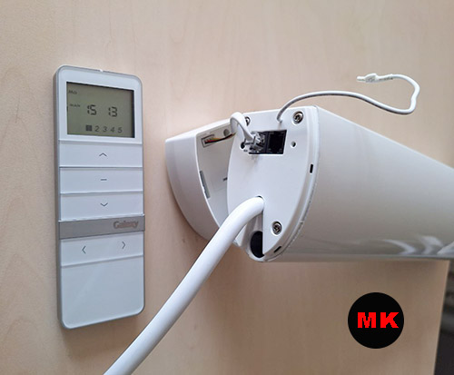 Шторний карниз з управлінням по WIFI Dooya Curtain